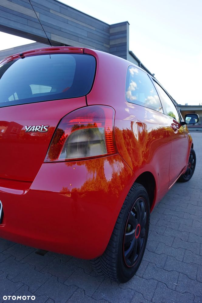 Toyota Yaris - 14