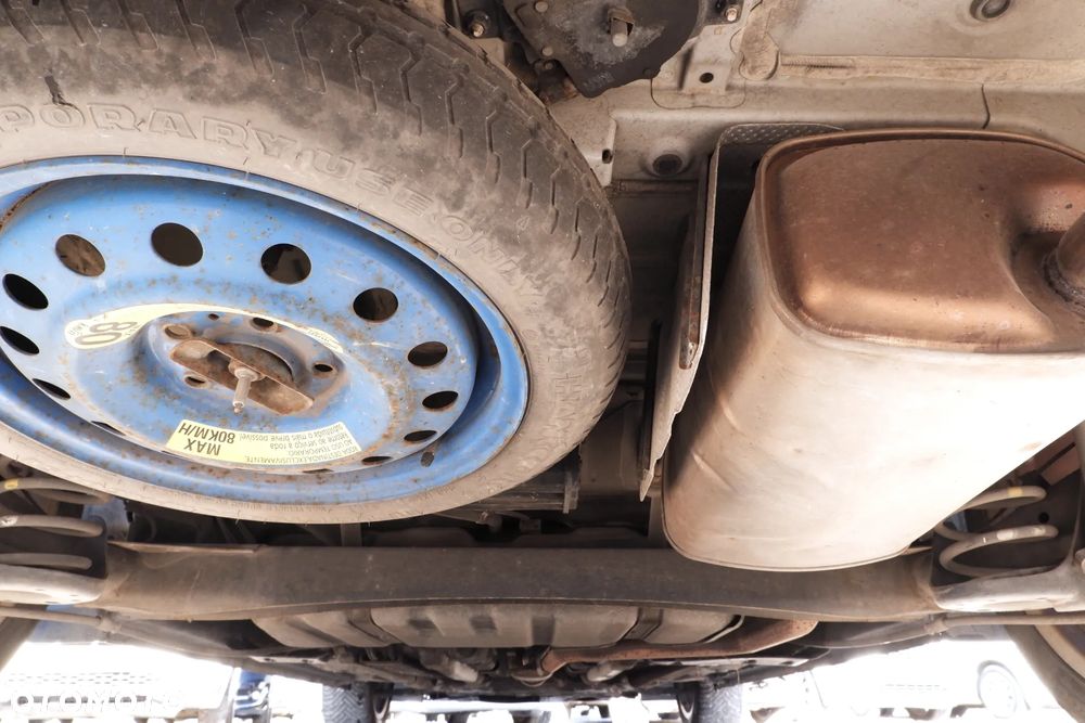 Kia Carens 1.6 GDI L EU6 - 38