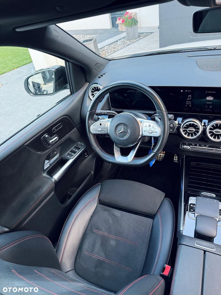 Mercedes-Benz Klasa B 200 AMG Line 7G-DCT - 17