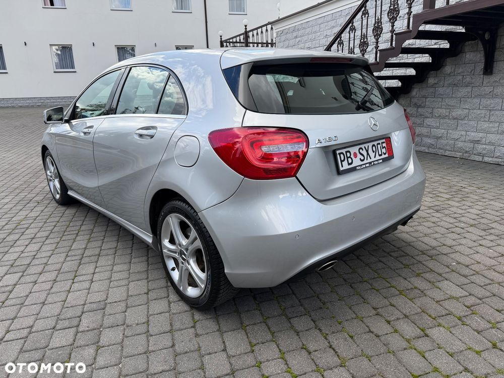 Mercedes-Benz Klasa A 180 (BlueEFFICIENCY) - 14