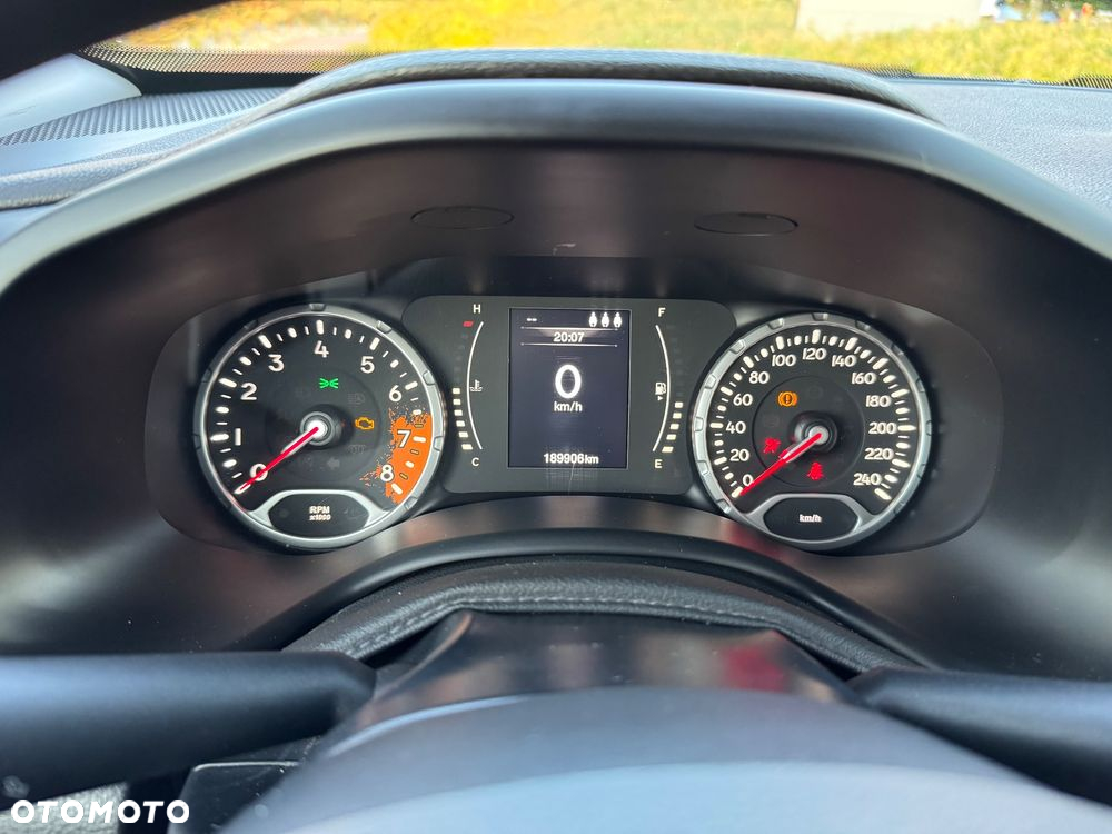 Jeep Renegade 1.6 E-TorQ Sport FWD - 5