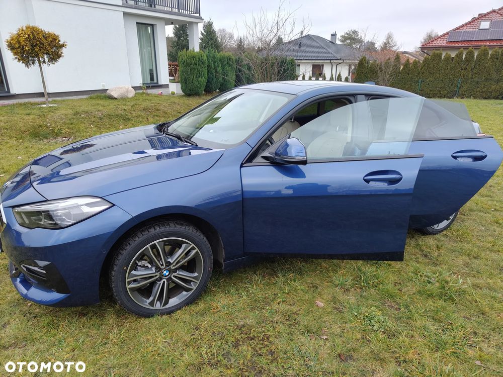 BMW Seria 2 218d Sport-Aut Sport Line - 31
