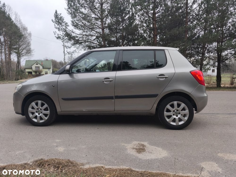 Skoda Fabia - 6