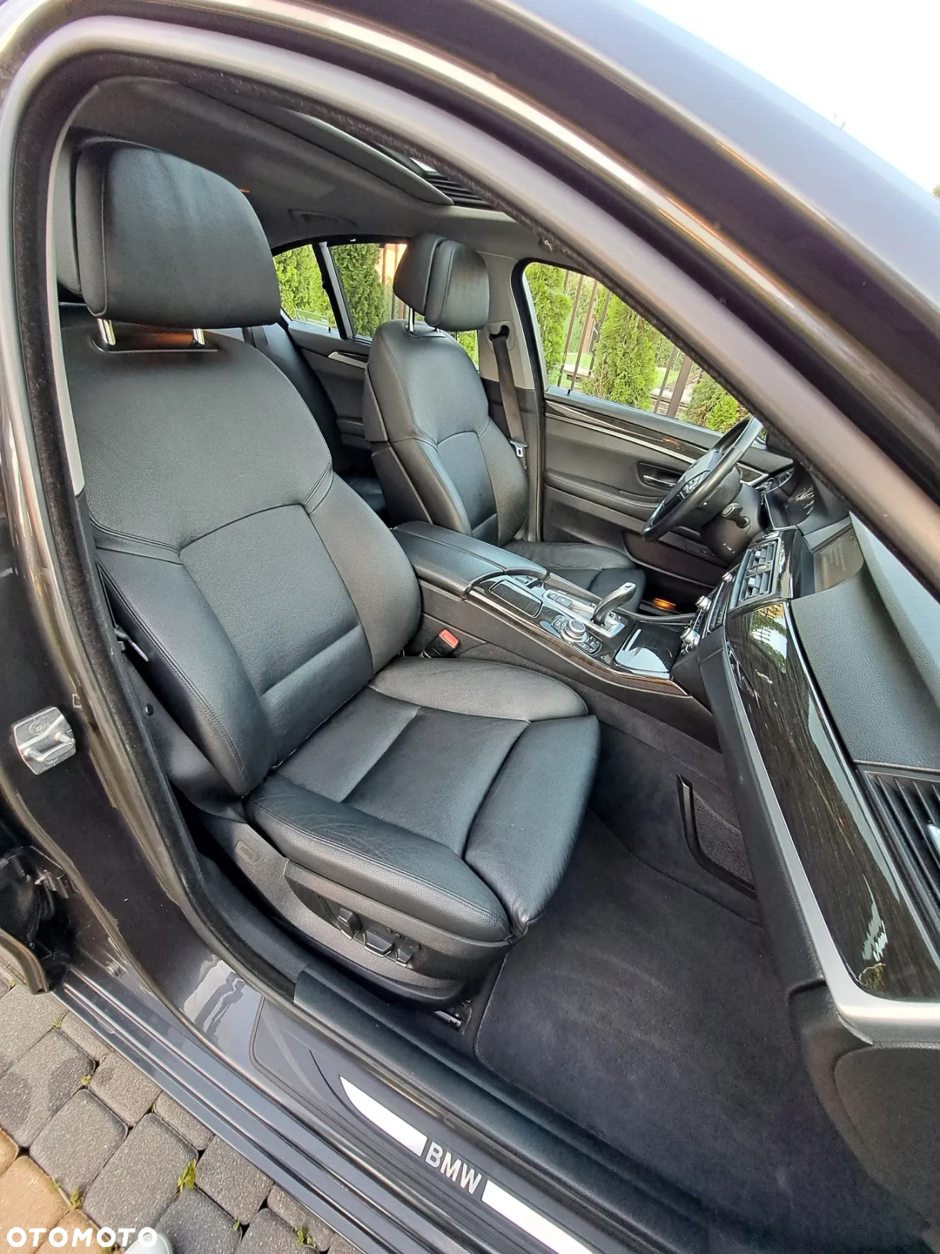 BMW Seria 5 535i xDrive - 24