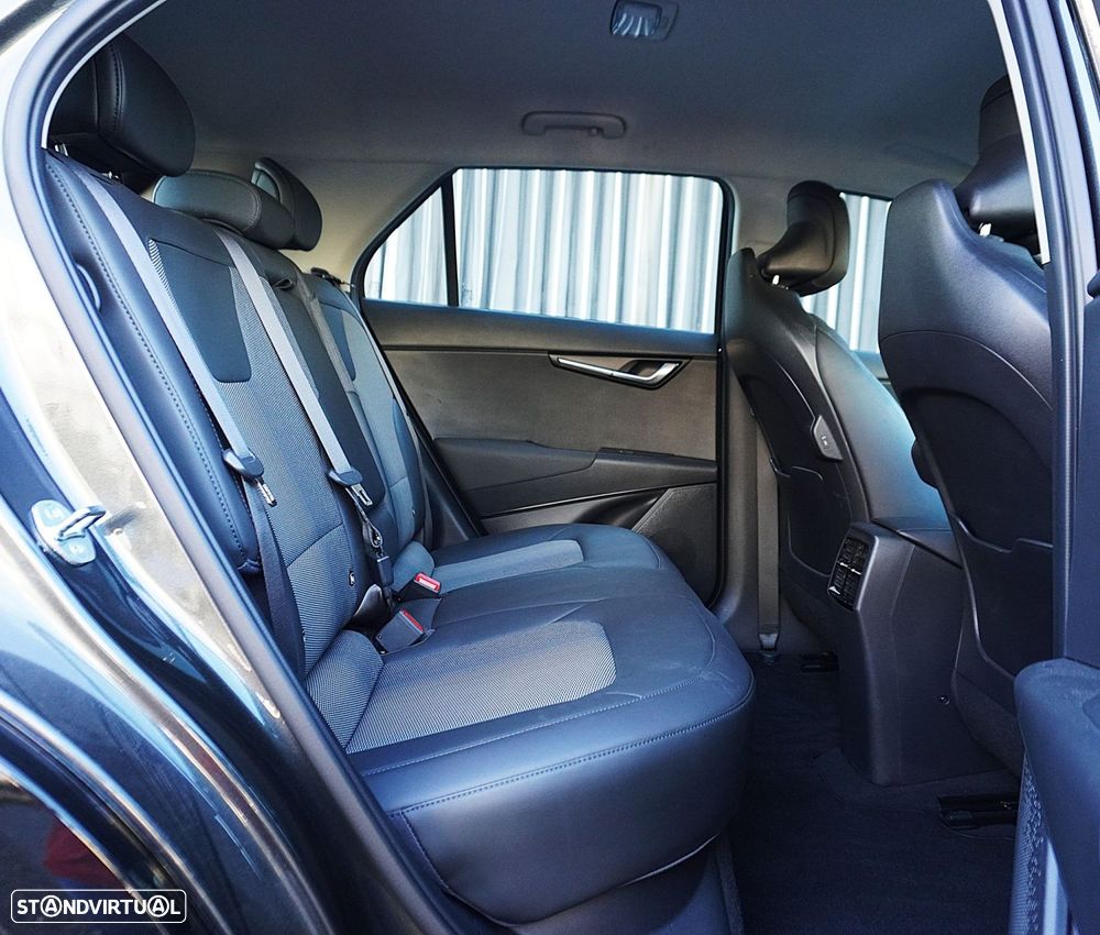 Kia Niro EV 64kWh Drive - 29