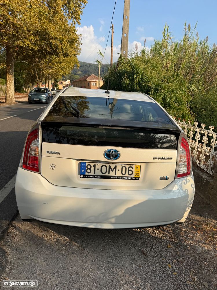 Toyota Prius - 5