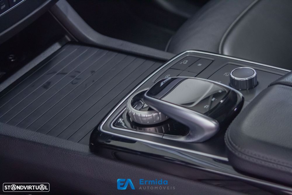 Mercedes-Benz GLE 350 - 41