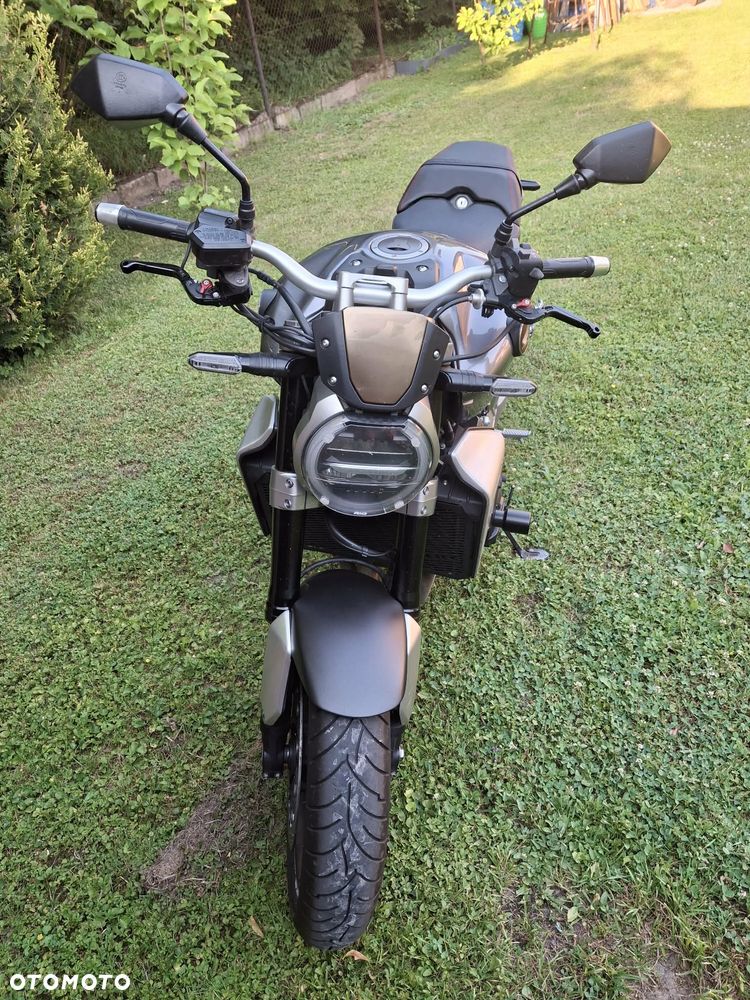 Honda CB - 3