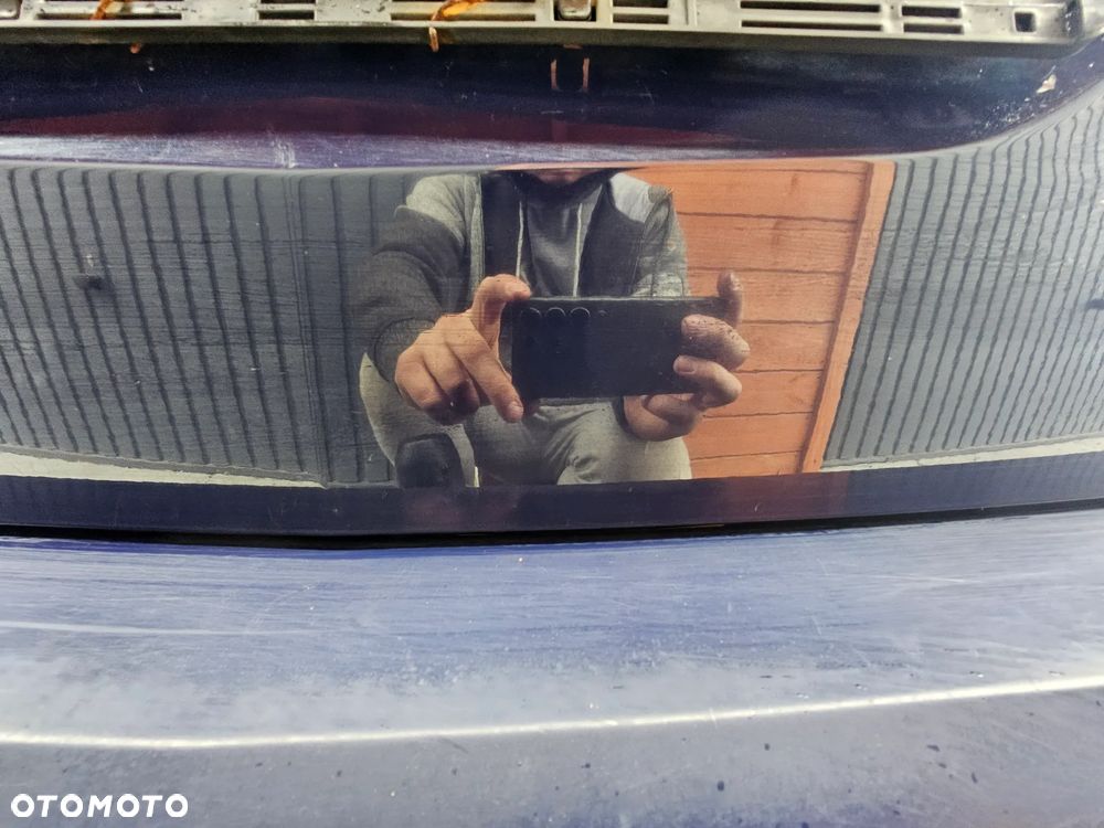 KLAPA BAGAŻNIKA TYŁ OPEL ZAFIRA C 20Z - 18