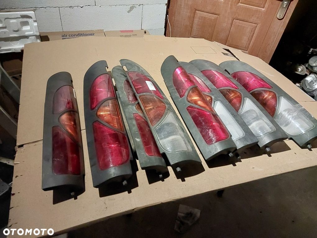 Tylna prawa lewa lampa tył renault kango Kangoo I 1 - 1