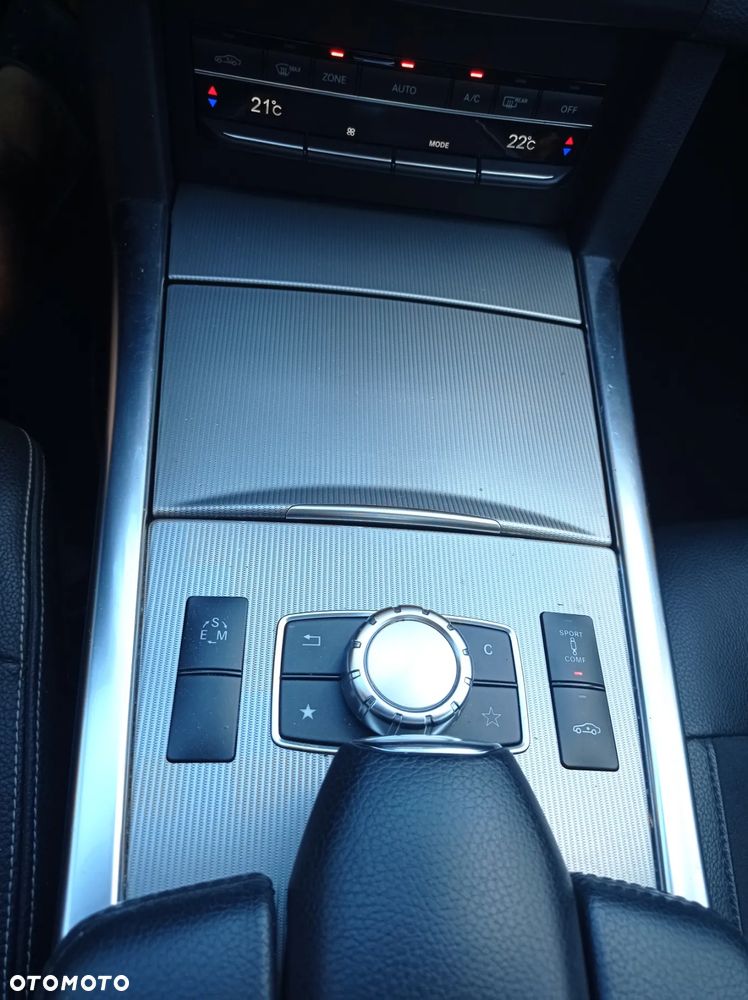 Mercedes-Benz Klasa E 350 T BlueTEC 4Matic 7G-TRONIC Avantgarde - 12