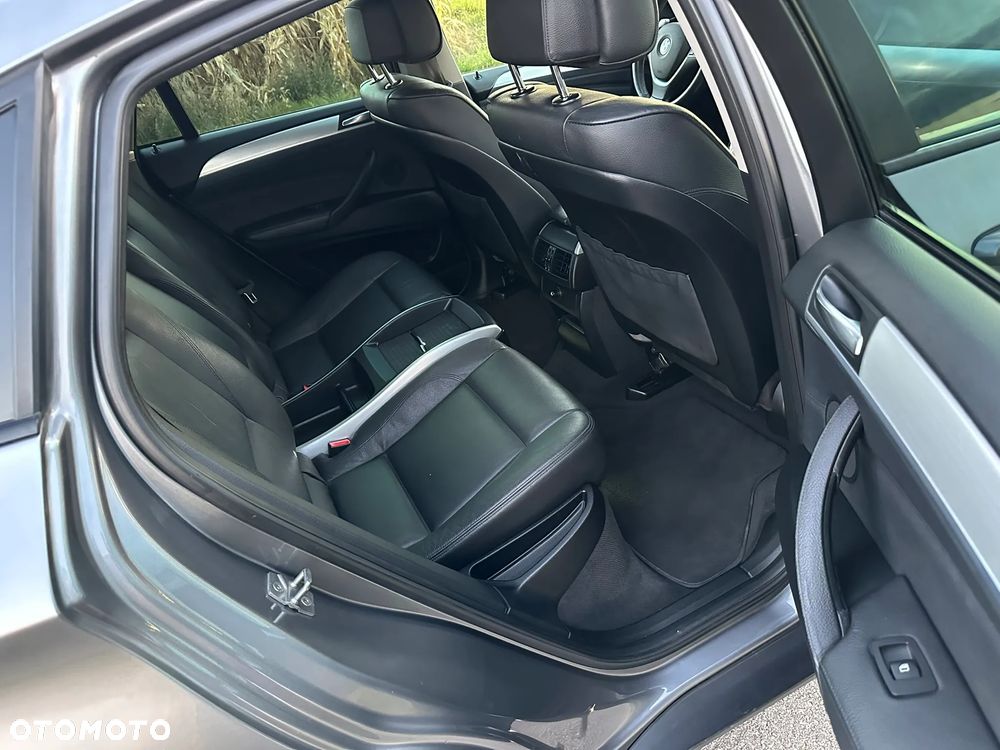 BMW X6 xDrive40d Edition Exclusive - 26