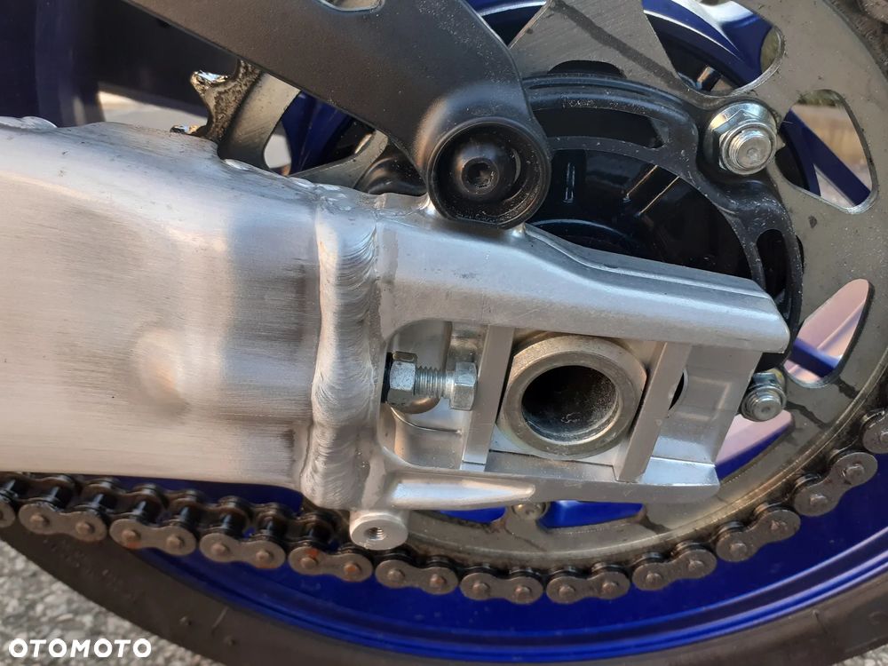 Yamaha MT - 19