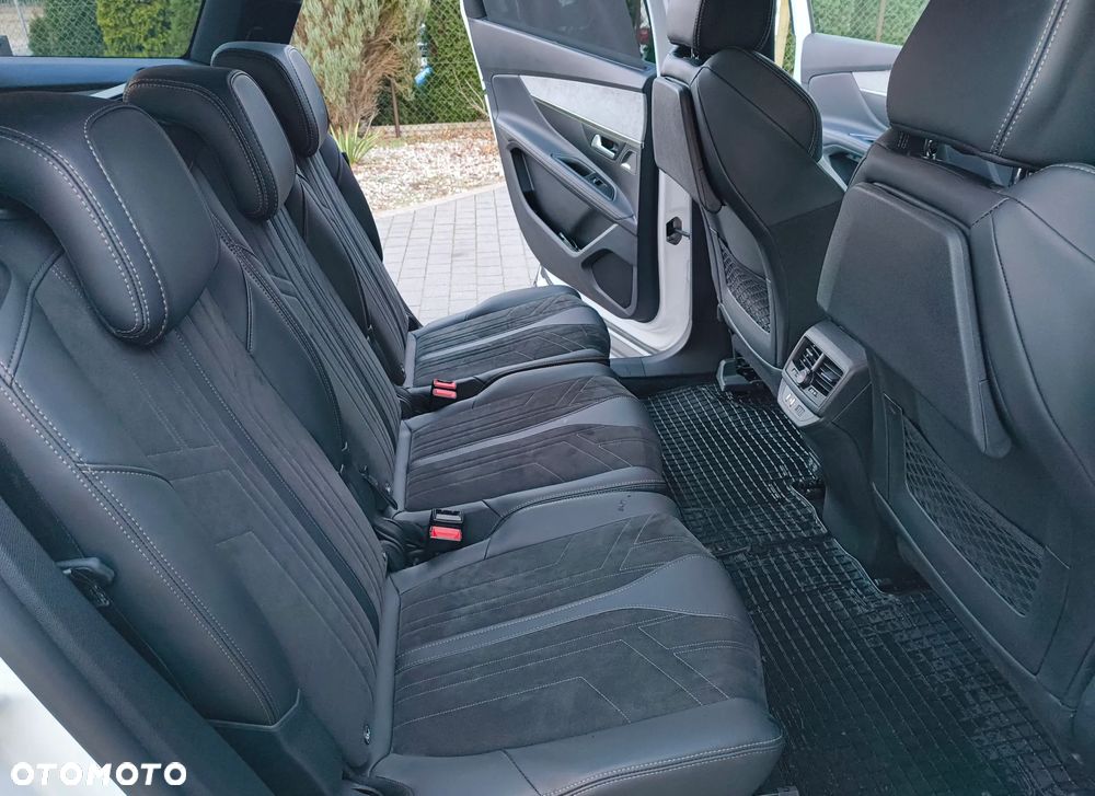 Peugeot 5008 PureTech 130 EAT8 Stop & Start GT - 17