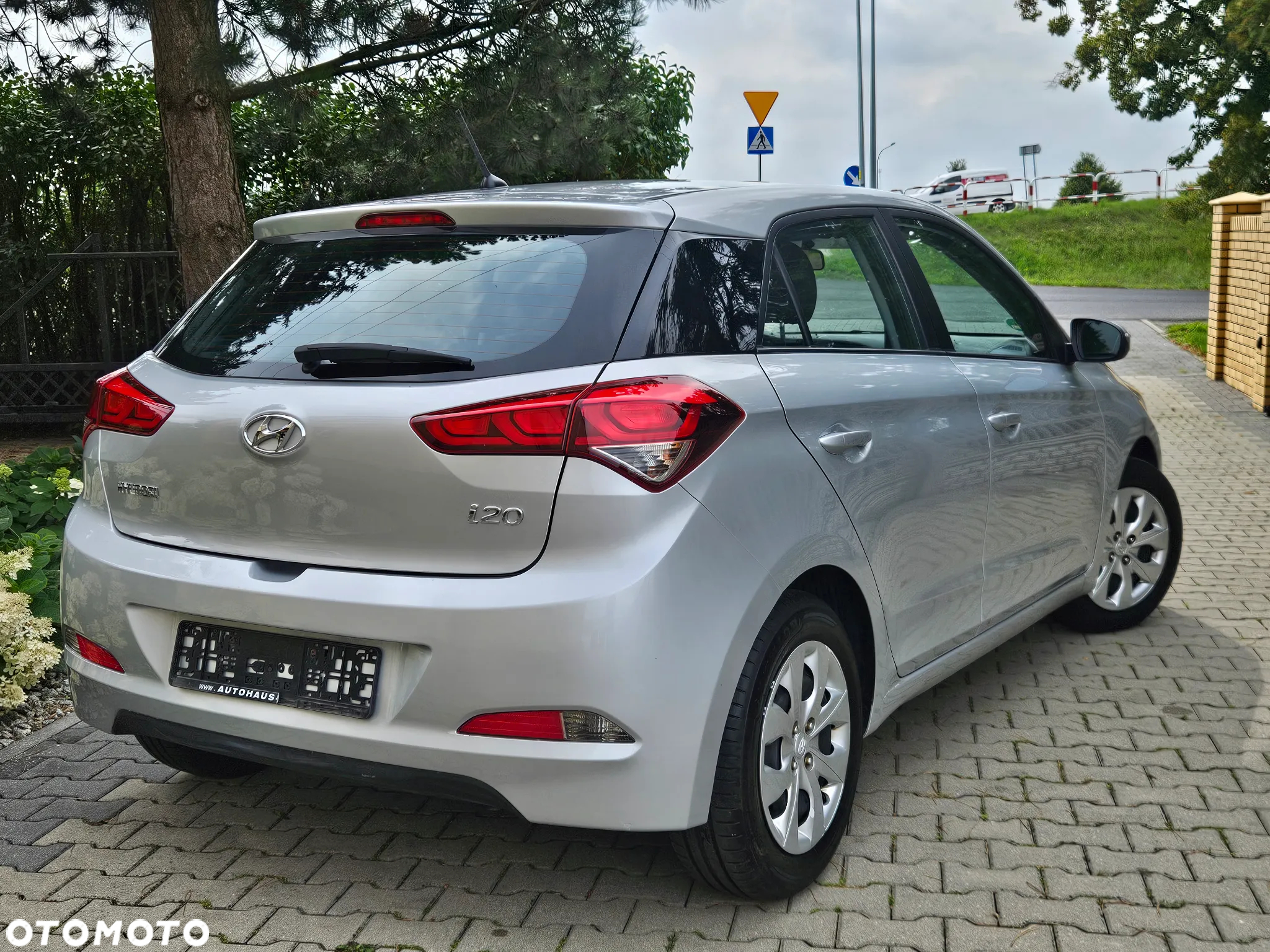 Hyundai i20 1.2 BlueDrive Go - 8