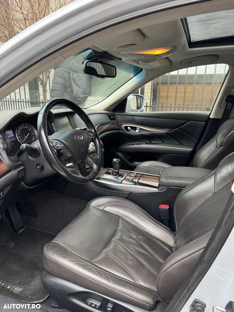 Infiniti M35 M35h GT Premium - 12