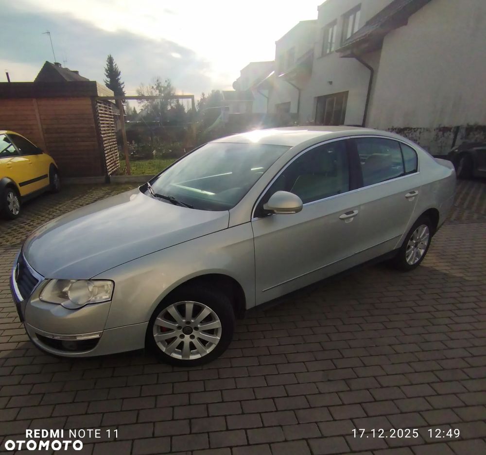 Volkswagen Passat 2.0 TDI DPF 4Motion Comfortline - 1