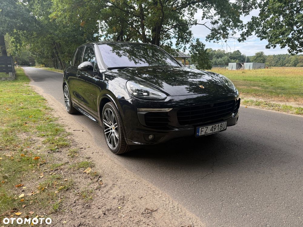 Porsche Cayenne Diesel - 1