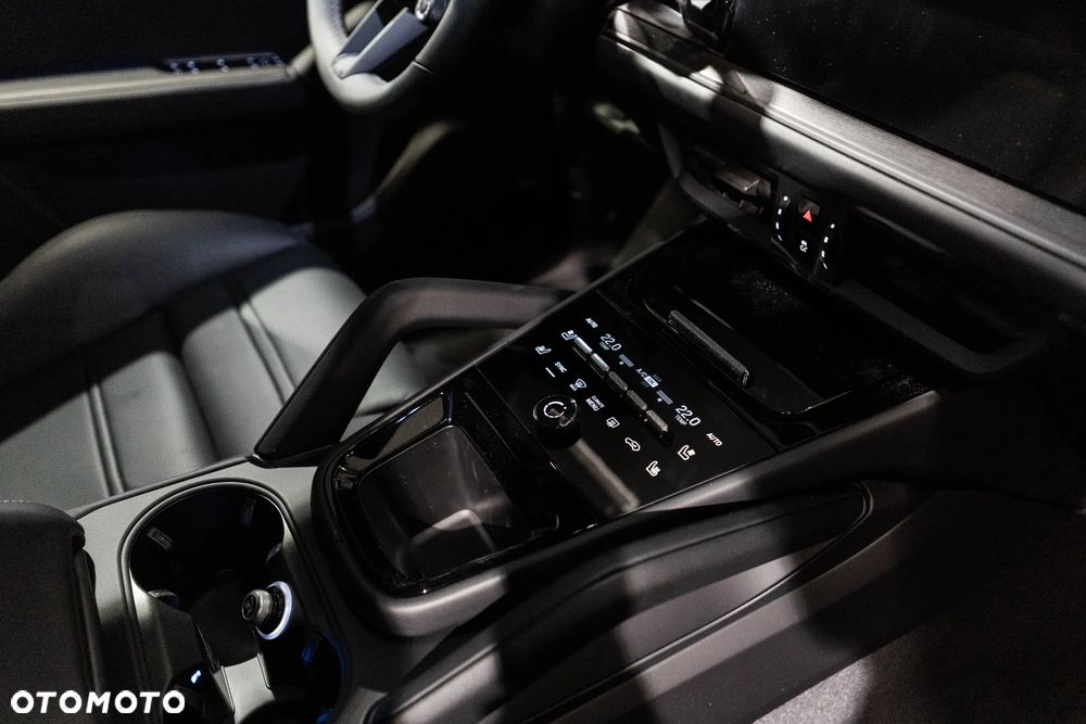 Porsche Cayenne E-Hybrid PHEV Black Edition - 17
