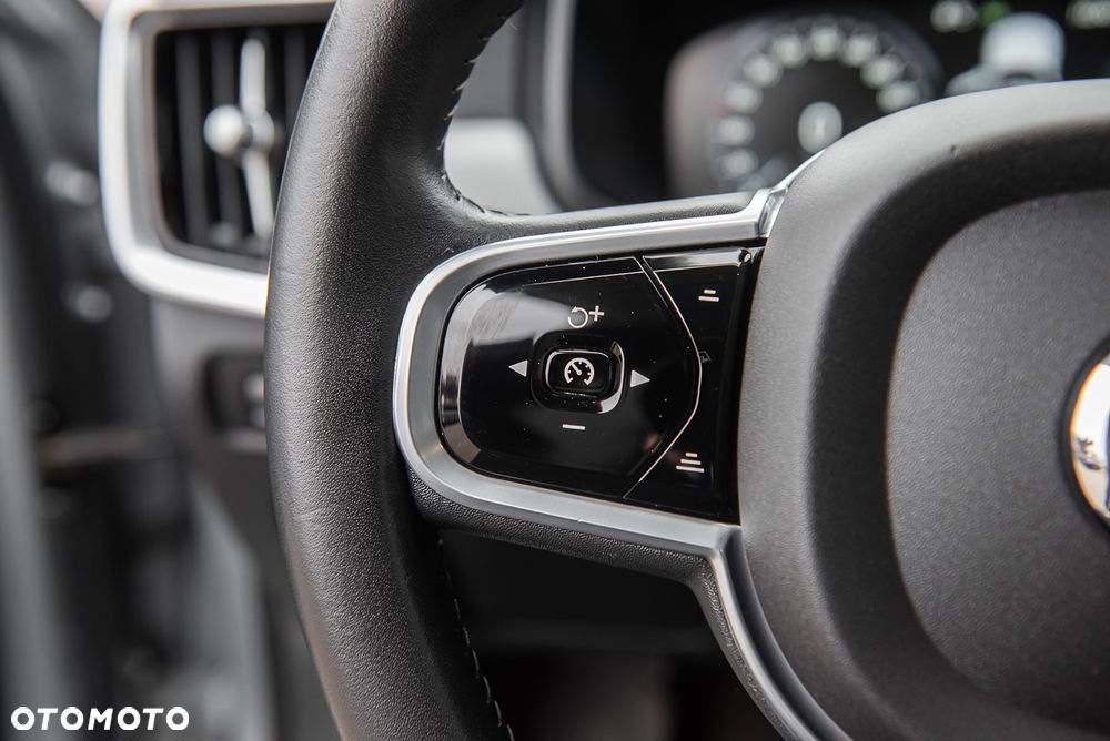 Volvo V90 D5 AWD Geartronic Inscription - 20