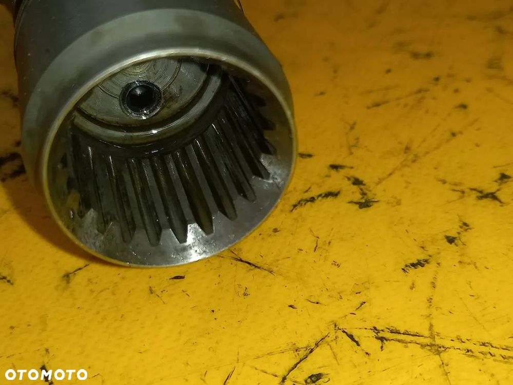 Wałek kosza sprzęgła ZF  Deutz Fahr Agrotron 106 - 4