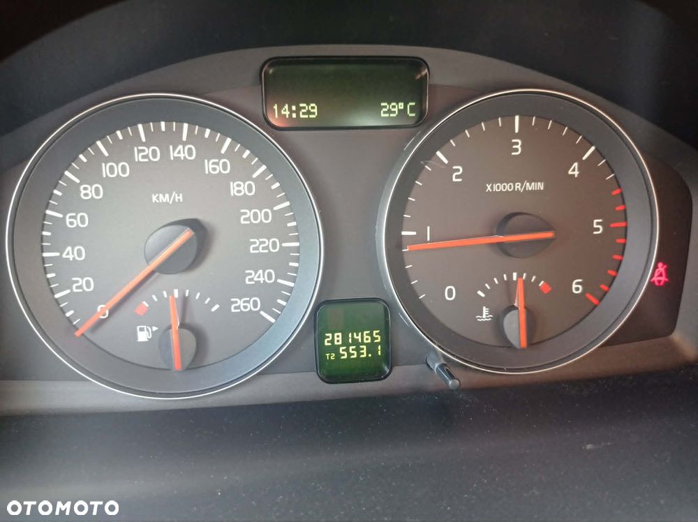 Volvo V50 2.0D - 6