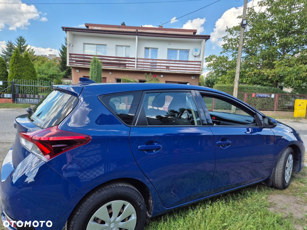 Toyota Auris 1.33 VVT-i Active - 11