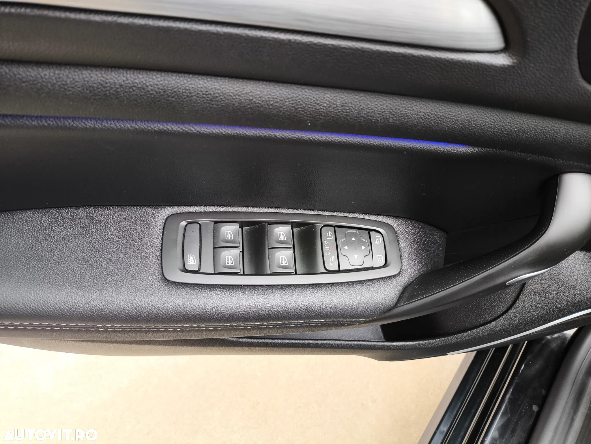 Renault Megane TCE 140 GPF Intens - 7
