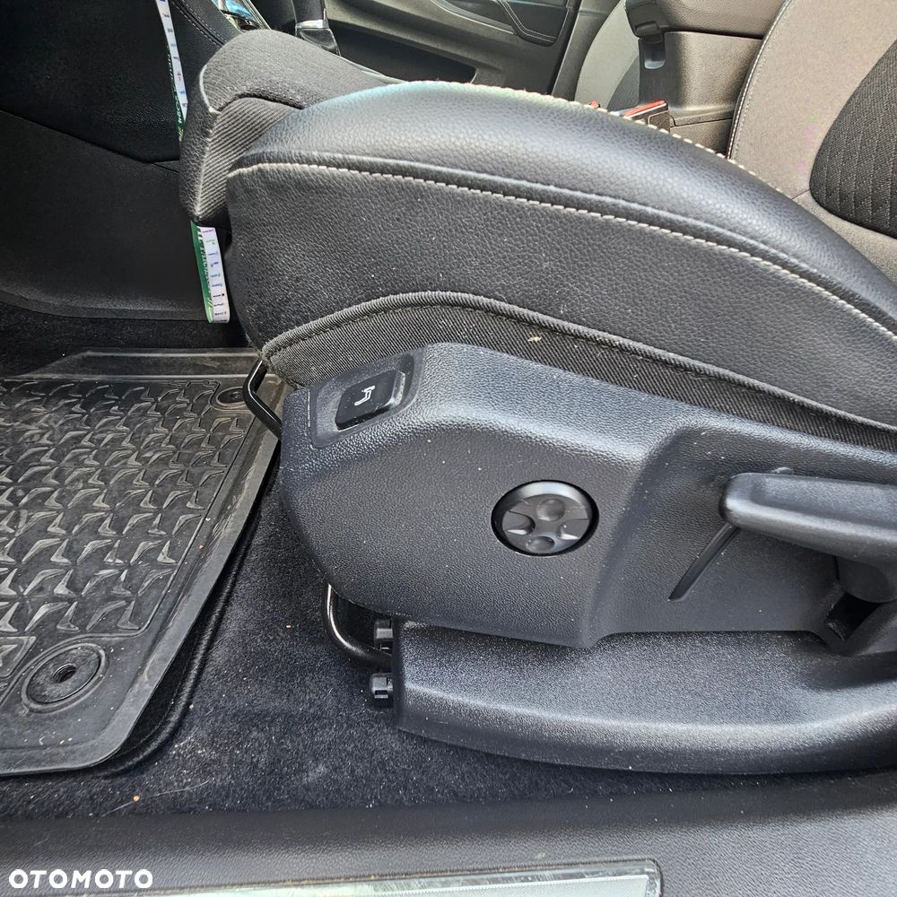 Opel Grandland X 2.0 CDTI Innovation S&S - 11