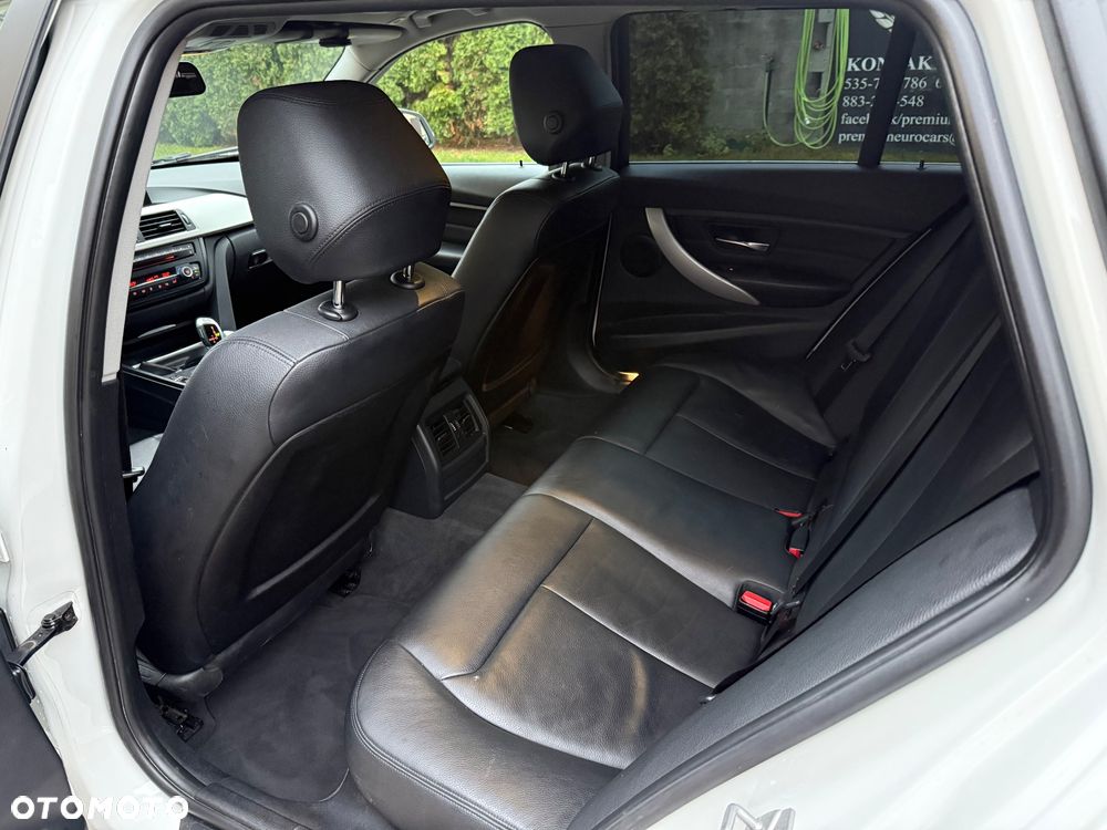 BMW Seria 3 320d Efficient Dynamics Edition - 16