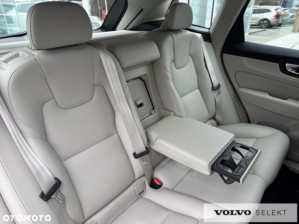 Volvo XC 60 - 13