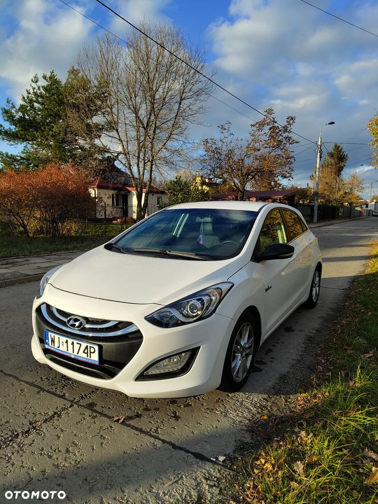 Hyundai i30 1.6 GDI Classic + - 6