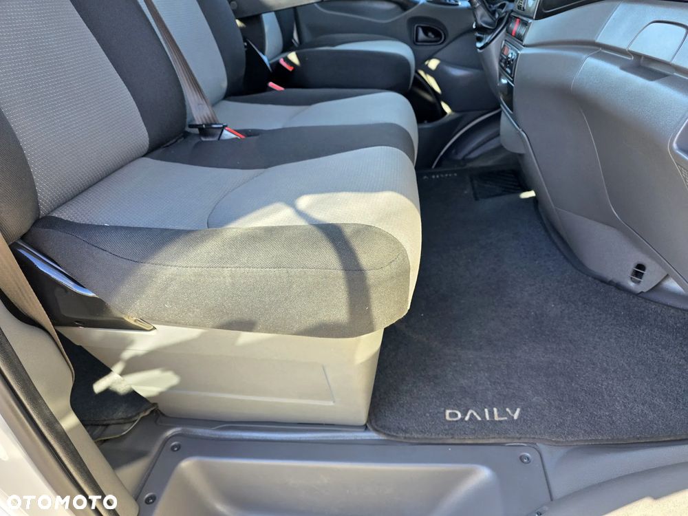 Iveco 35C17 3,0 HPI 170 KONNA DOKA BRYGADÓWKA 7 OSOBOWA 3,2M SKRZYNIA KLIMA 147T/KM PRZEBIEGU GWARANCJA BLIŻNIAKI DO 3,5T WEBASTO - 25