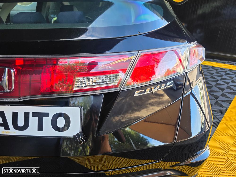 Honda Civic 1.4 Sport - 23