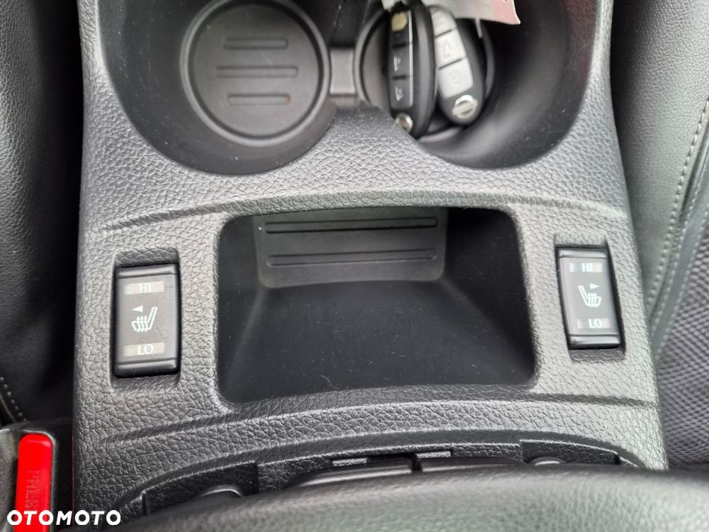 Nissan Qashqai 1.6 DCi Xtronic TEKNA - 17