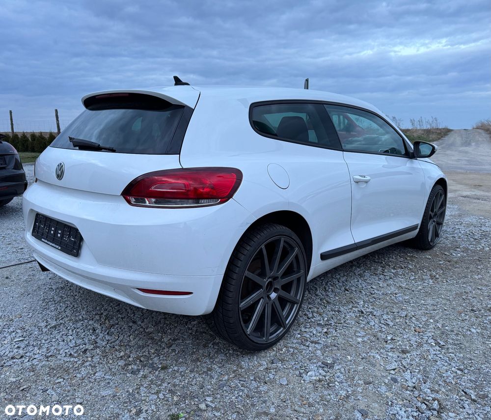 Volkswagen Scirocco 2.0 TDI - 2
