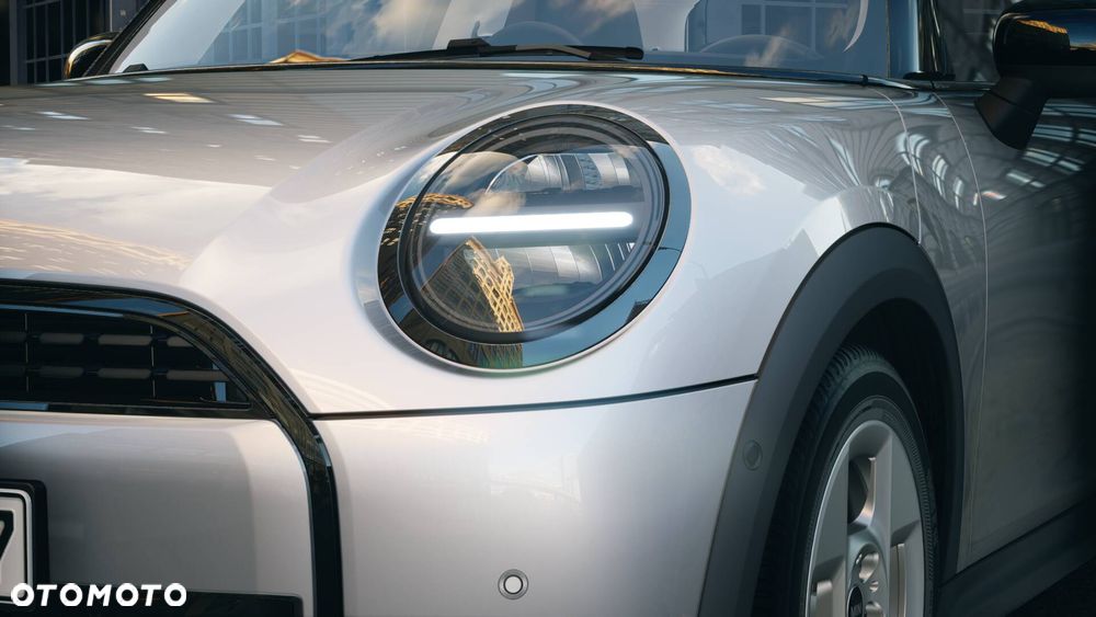 MINI Cooper Essential Trim - 8
