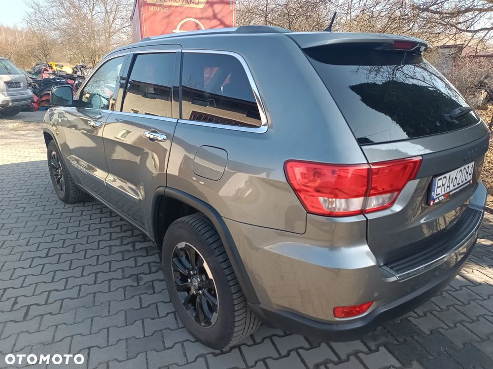 Jeep Grand Cherokee - 6