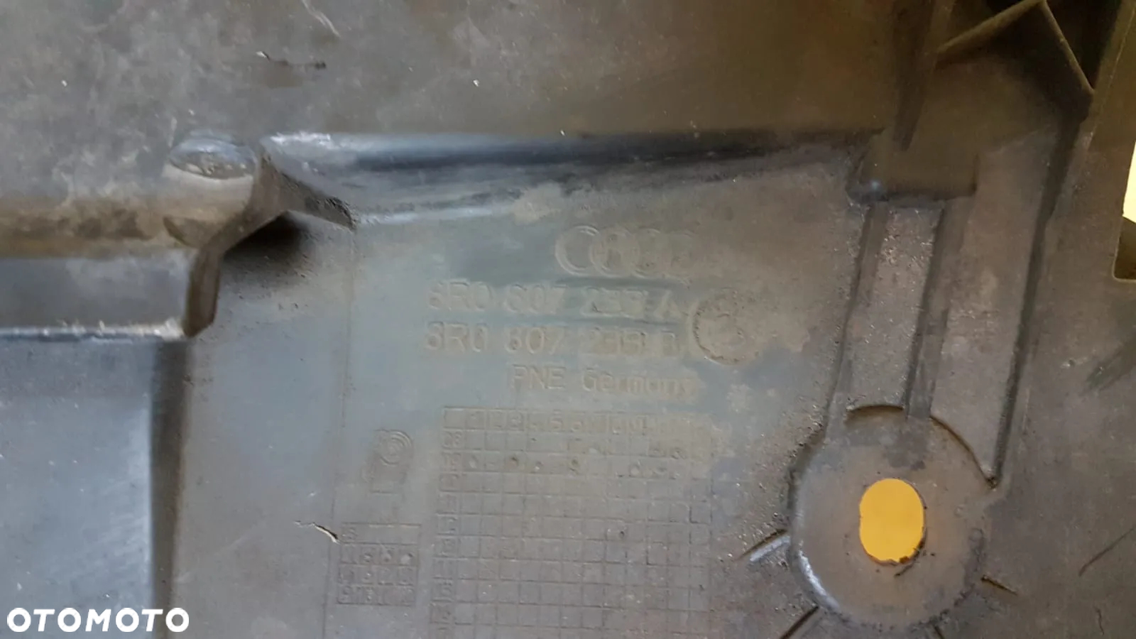 AUDI Q5 8R OSŁONA PŁYTA POD ZDERZAK 8R0807233A - 3