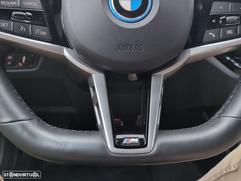BMW 330 e Pack Desportivo M Auto - 22