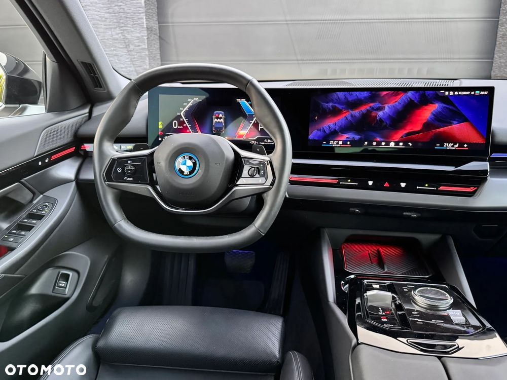 BMW Seria 5 530e - 20