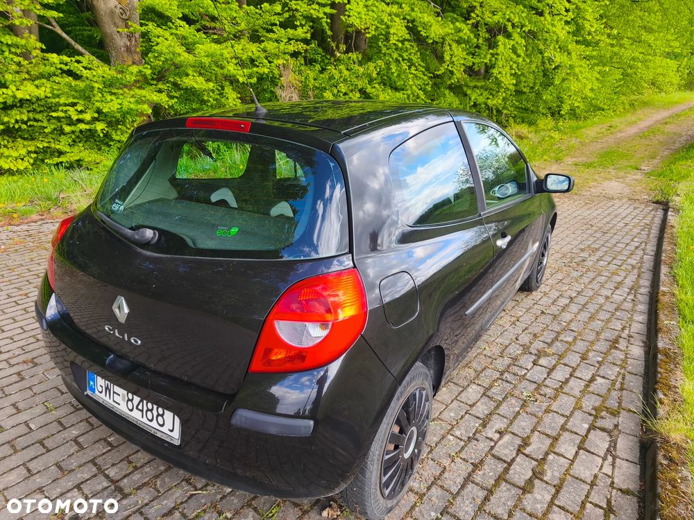 Renault Clio 1.2 16V Ripcurl - 9