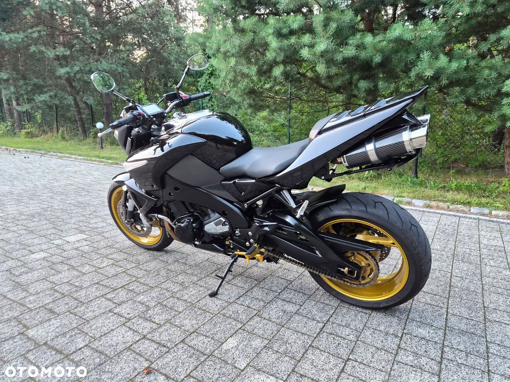 Suzuki GSX - 14