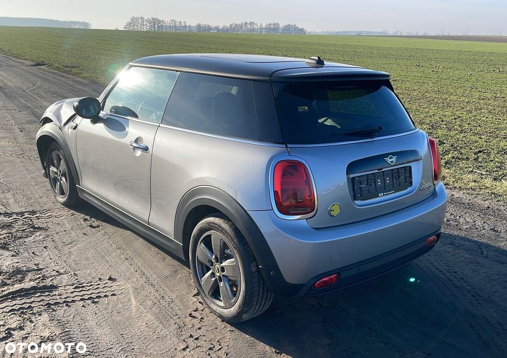 MINI Cooper SE Yours Trim - 8