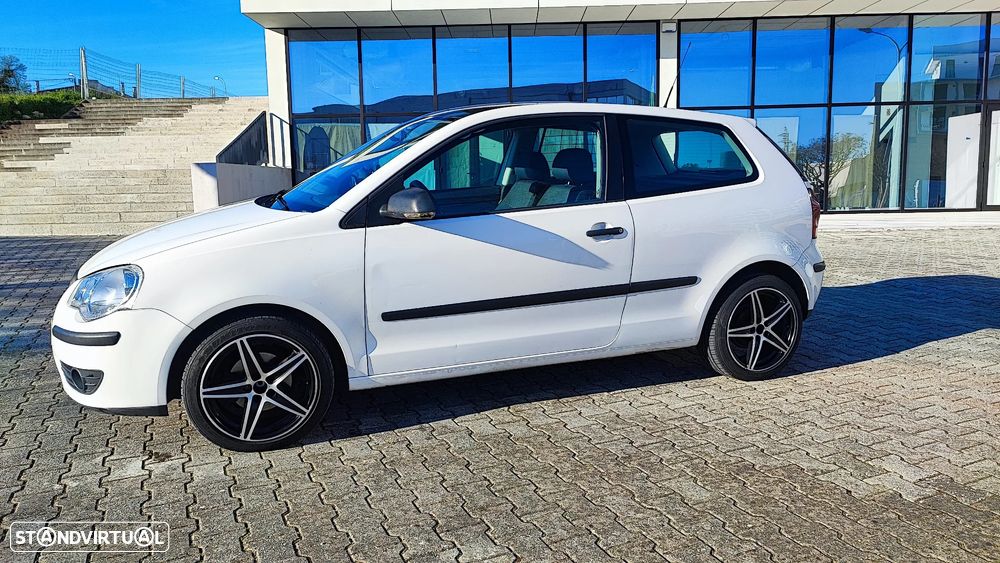 VW Polo - 2