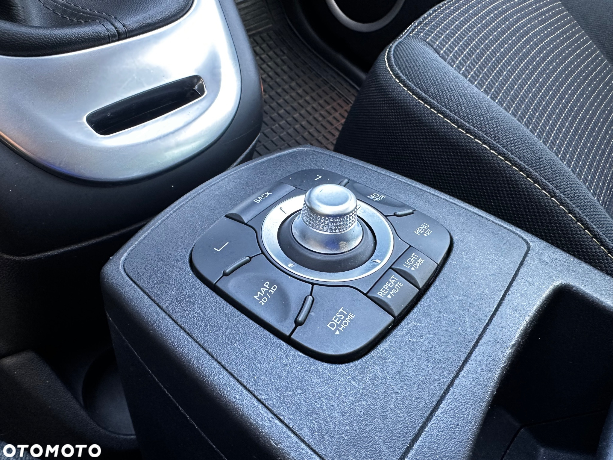 Renault Scenic dCi 110 FAP Dynamique - 17