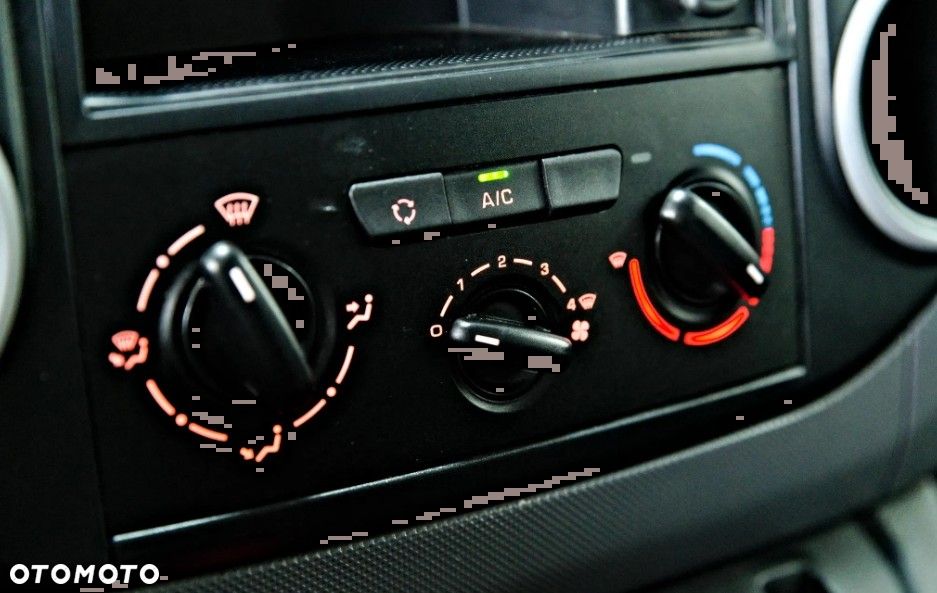 Peugeot Partner - 30