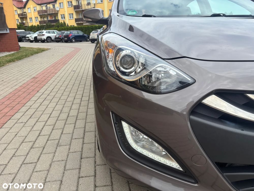 Hyundai i30 1.6 Fifa World Cup Edition - 9
