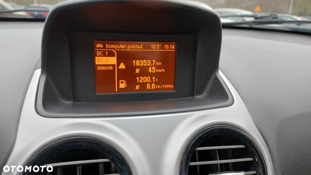 Opel Corsa 1.2 16V Enjoy - 6
