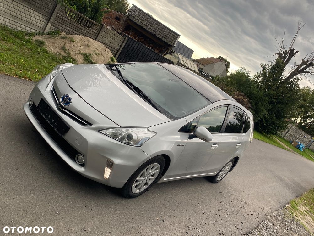 Toyota Prius+ (Hybrid) - 7